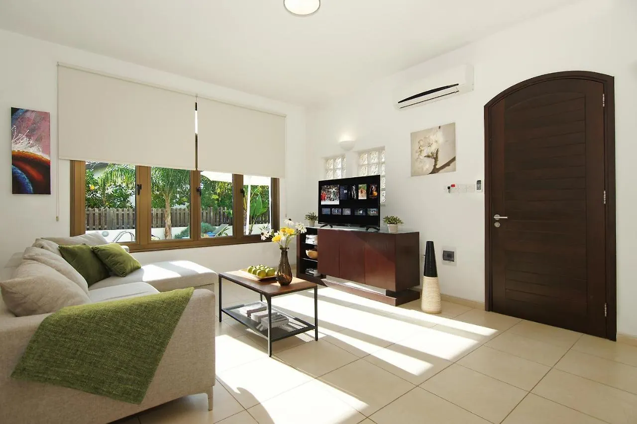 Villa Merry Ajía Nápa
